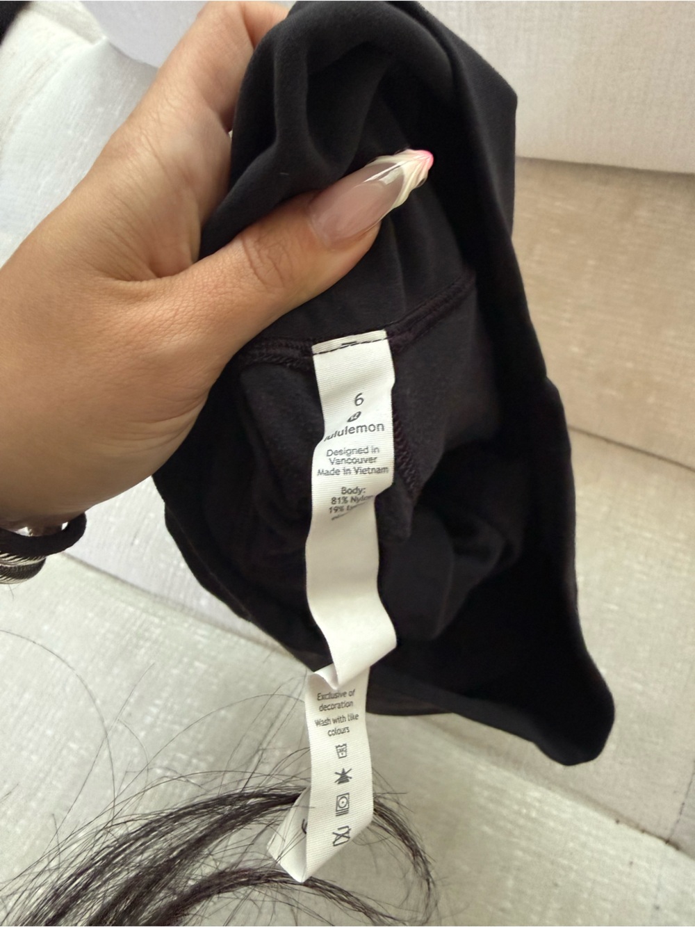 lululemon athletica Black High-Rise 4 inch shorts - Picture 4 of 5